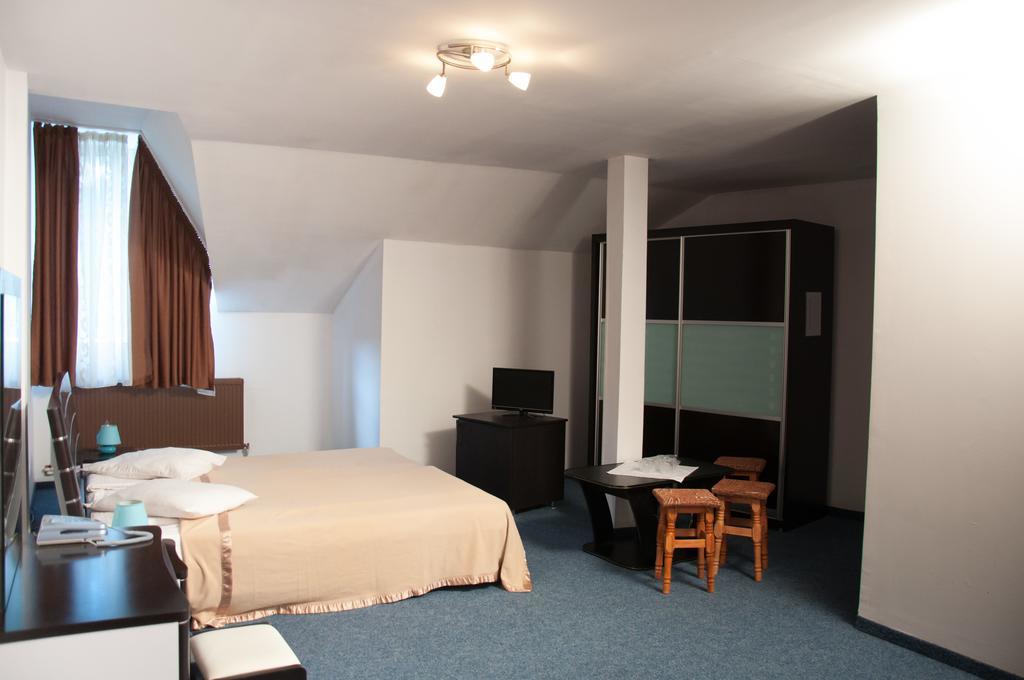 Complex Anna BaileTusnad Room photo